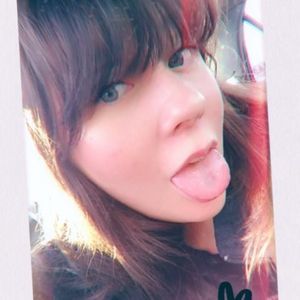 Meet your Posher, Taya